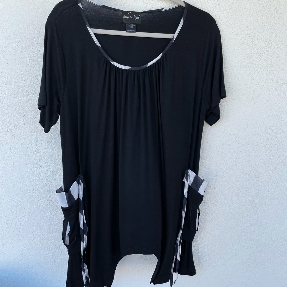 Black and white top